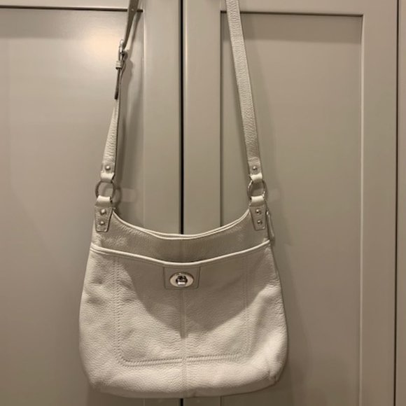 Coach Light Grey Purse - Picture 1 of 4